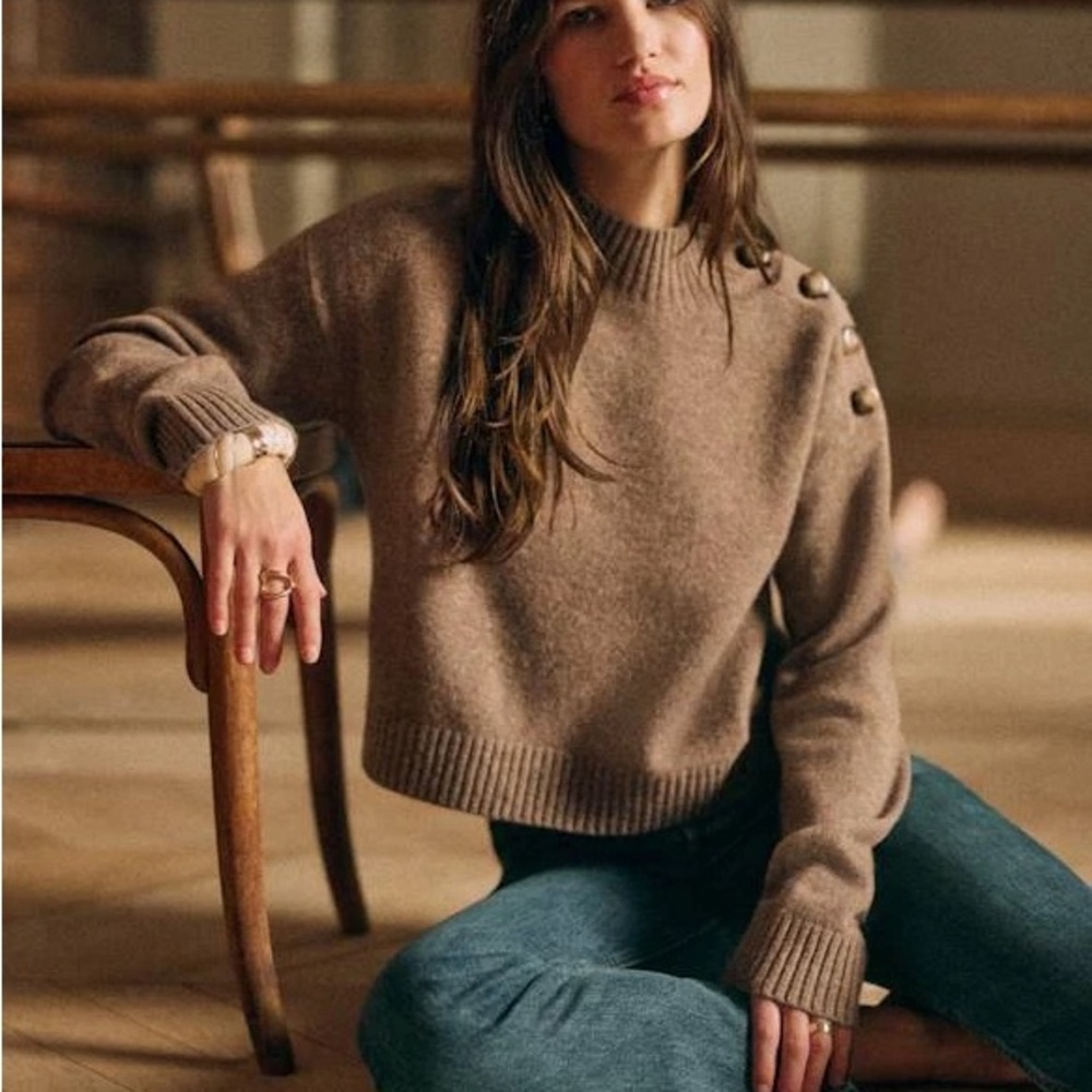 Sezane Taupe Sweater NWT RARE